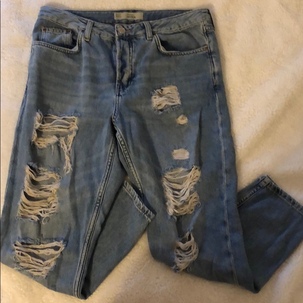 Ripped boyfriend light wash jeans